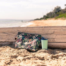 Load image into Gallery viewer, Kollab Clutch Bag - Hibiscus

