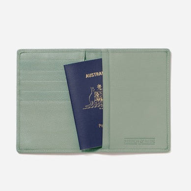 Stitch & Hide Atlas Passport Holder - Sage